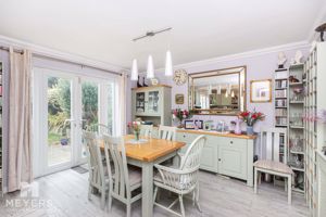 Photo 24- click for photo gallery